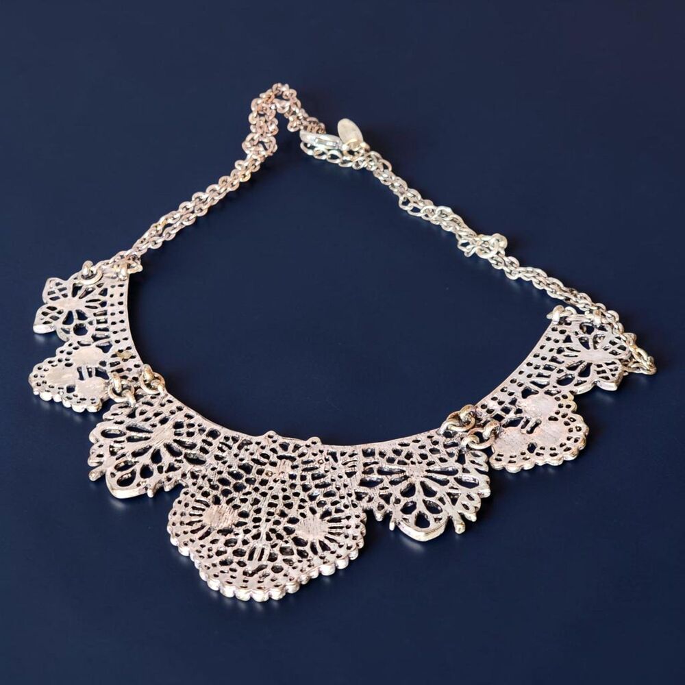 Avenue Silver Tone Filigree Statement Necklace Clear Rhinestones Adjustable - Picture 4 of 5